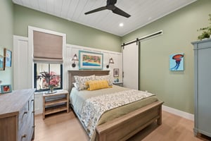 89th St NW-L1404-024.jpg