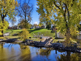  Photo 40
