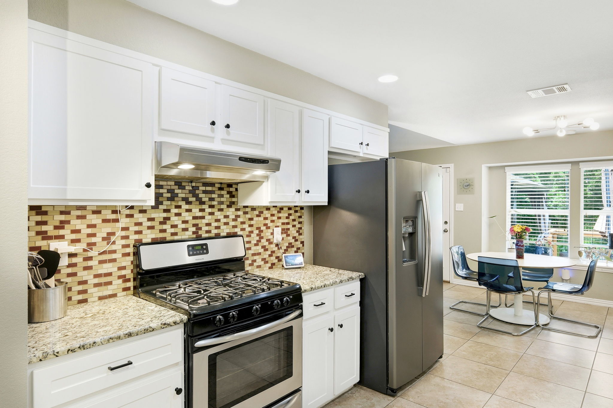 Kitchen/Breakfast Area