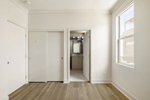  Photo 35