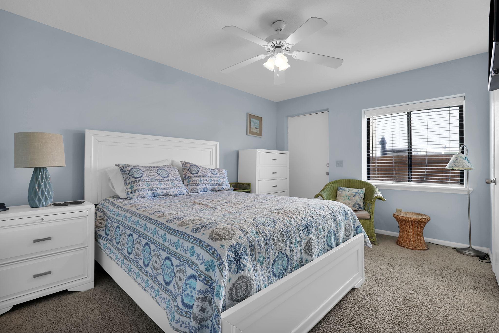 1st floor guest bedroom