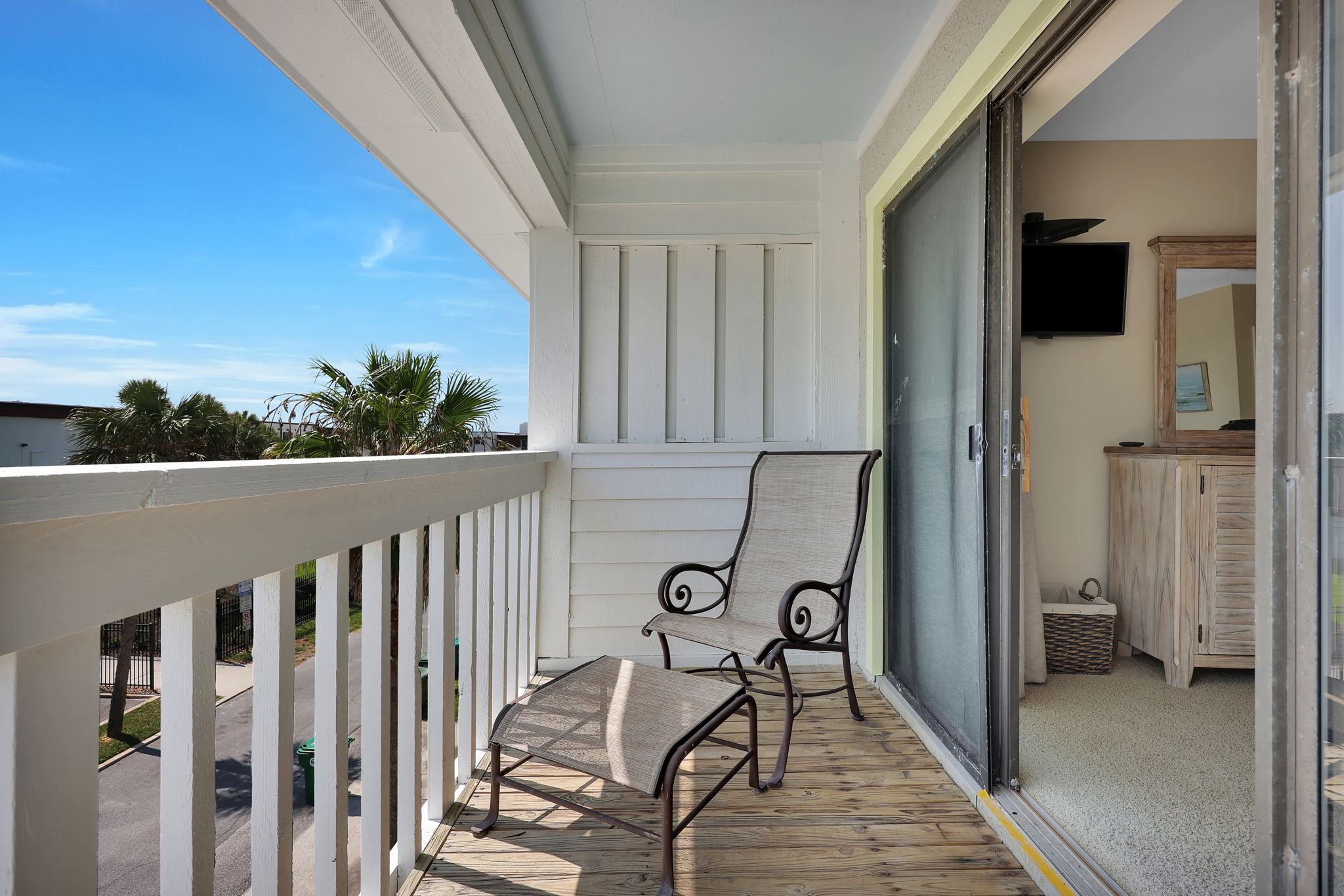 3rd floor deck