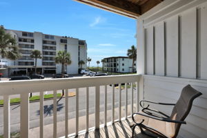 2nd floor deck ocean view