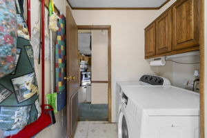  Photo 31