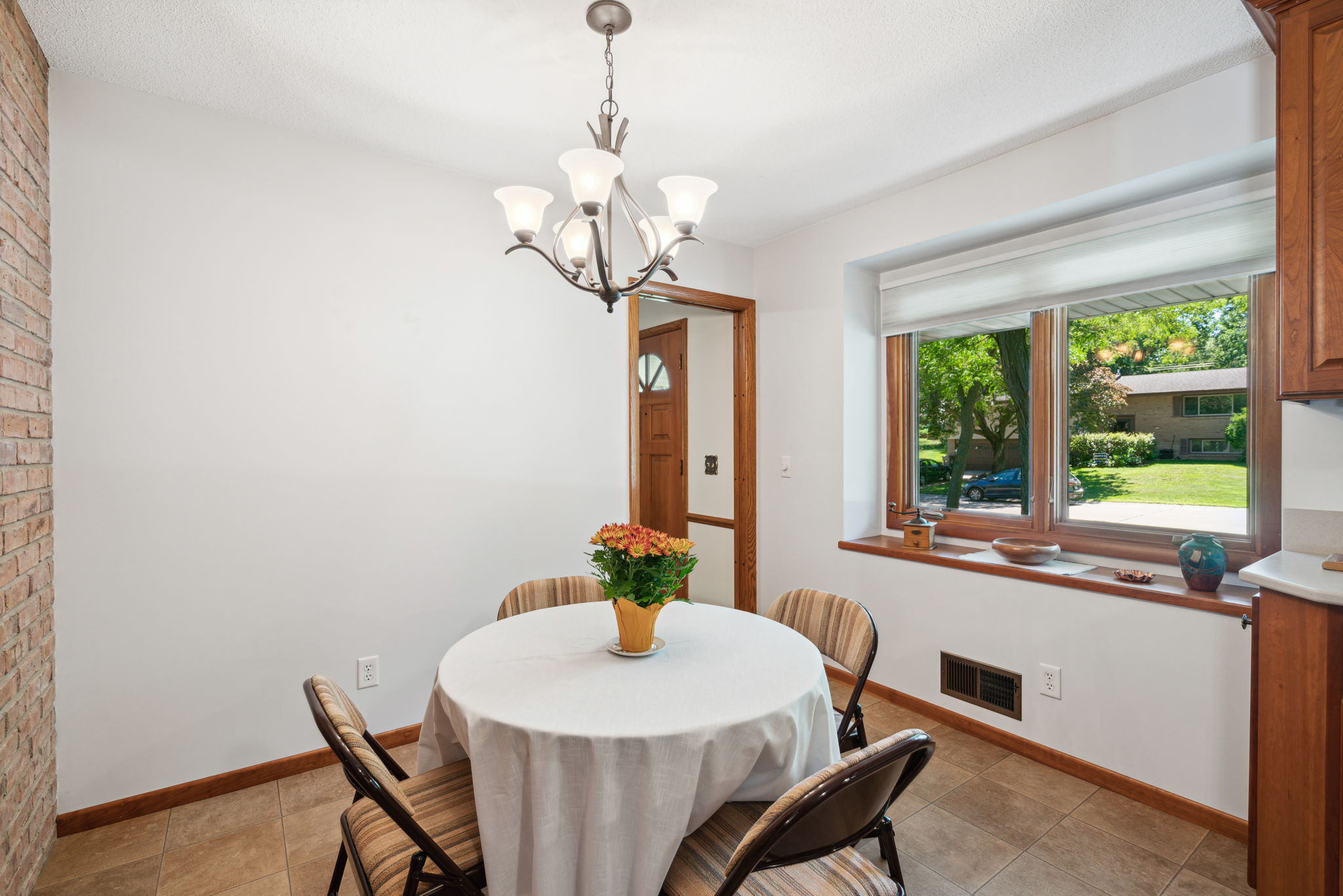 08_Interior