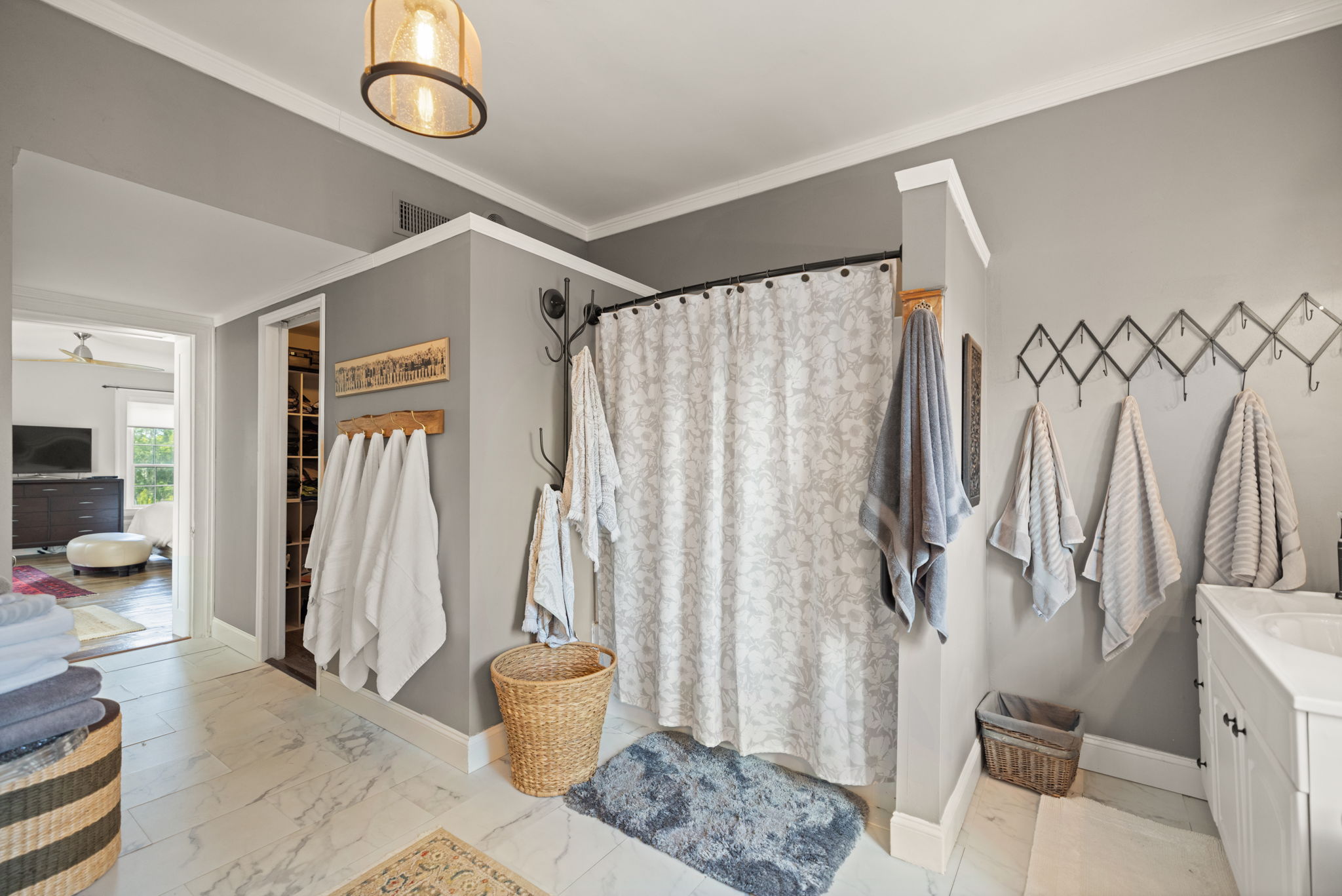  Photo 36
