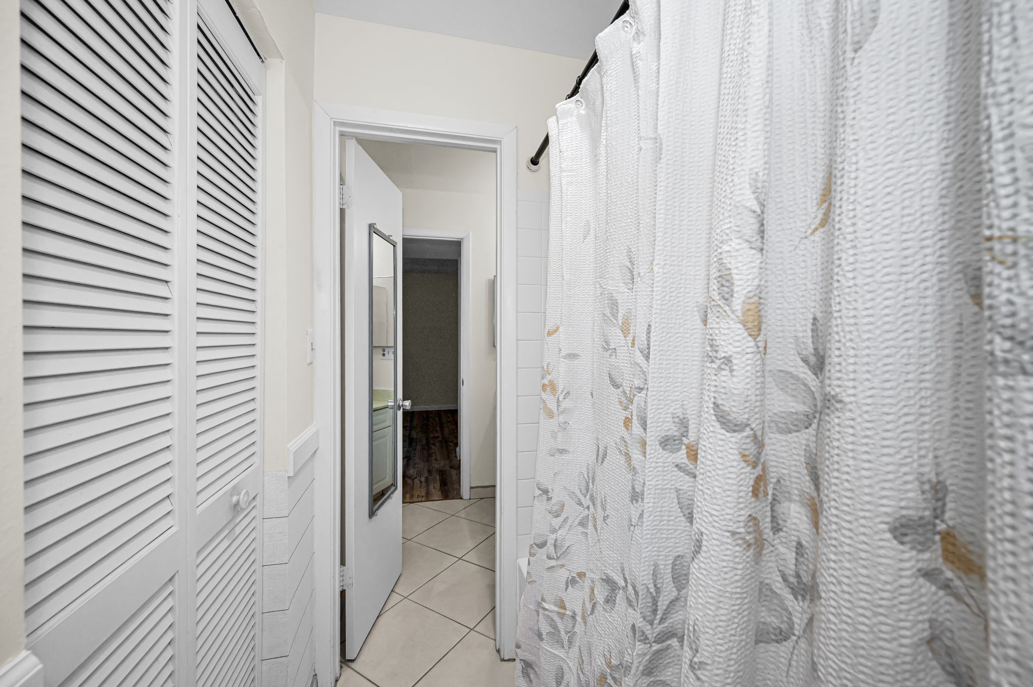 Bathroom1c
