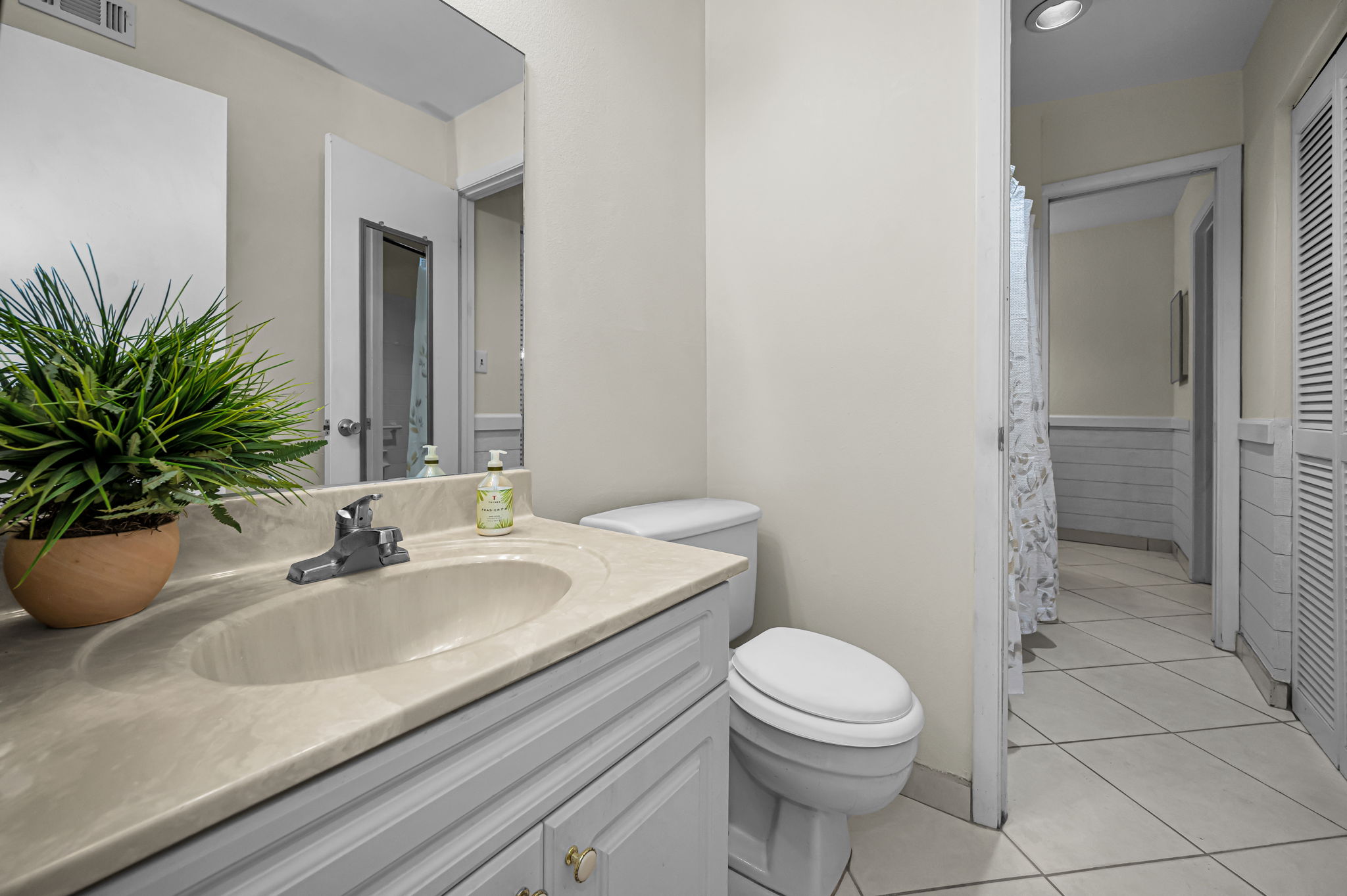Bathroom1d