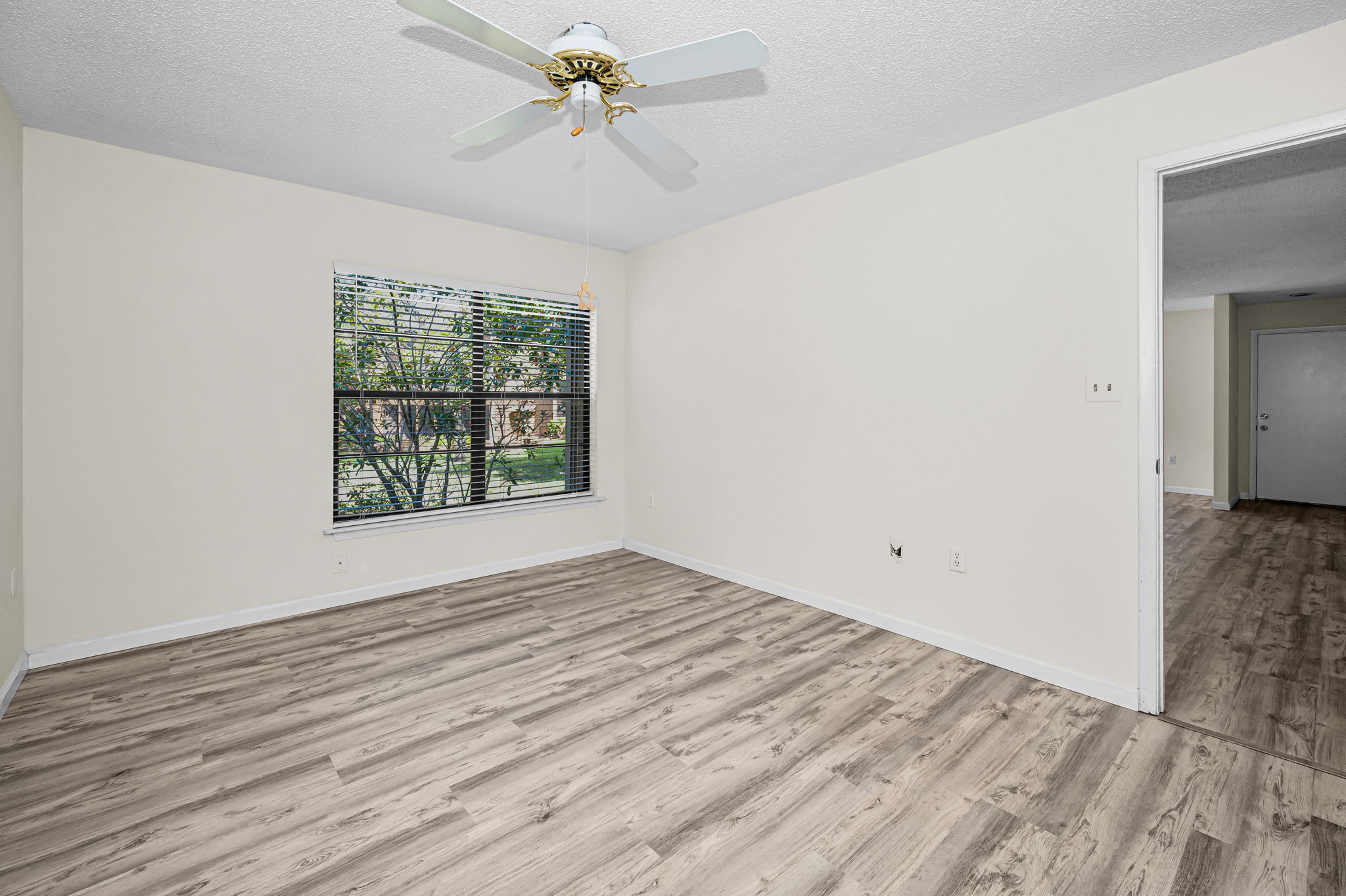 Bedroom1b