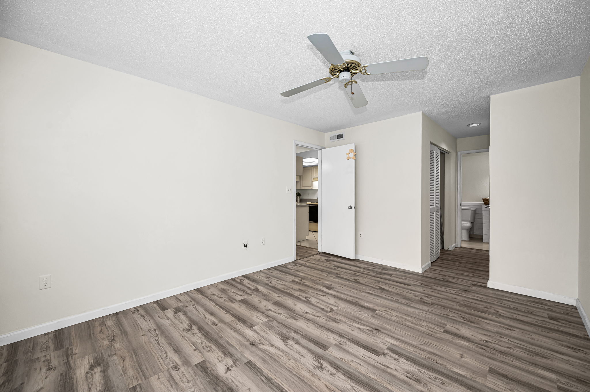 Bedroom1c