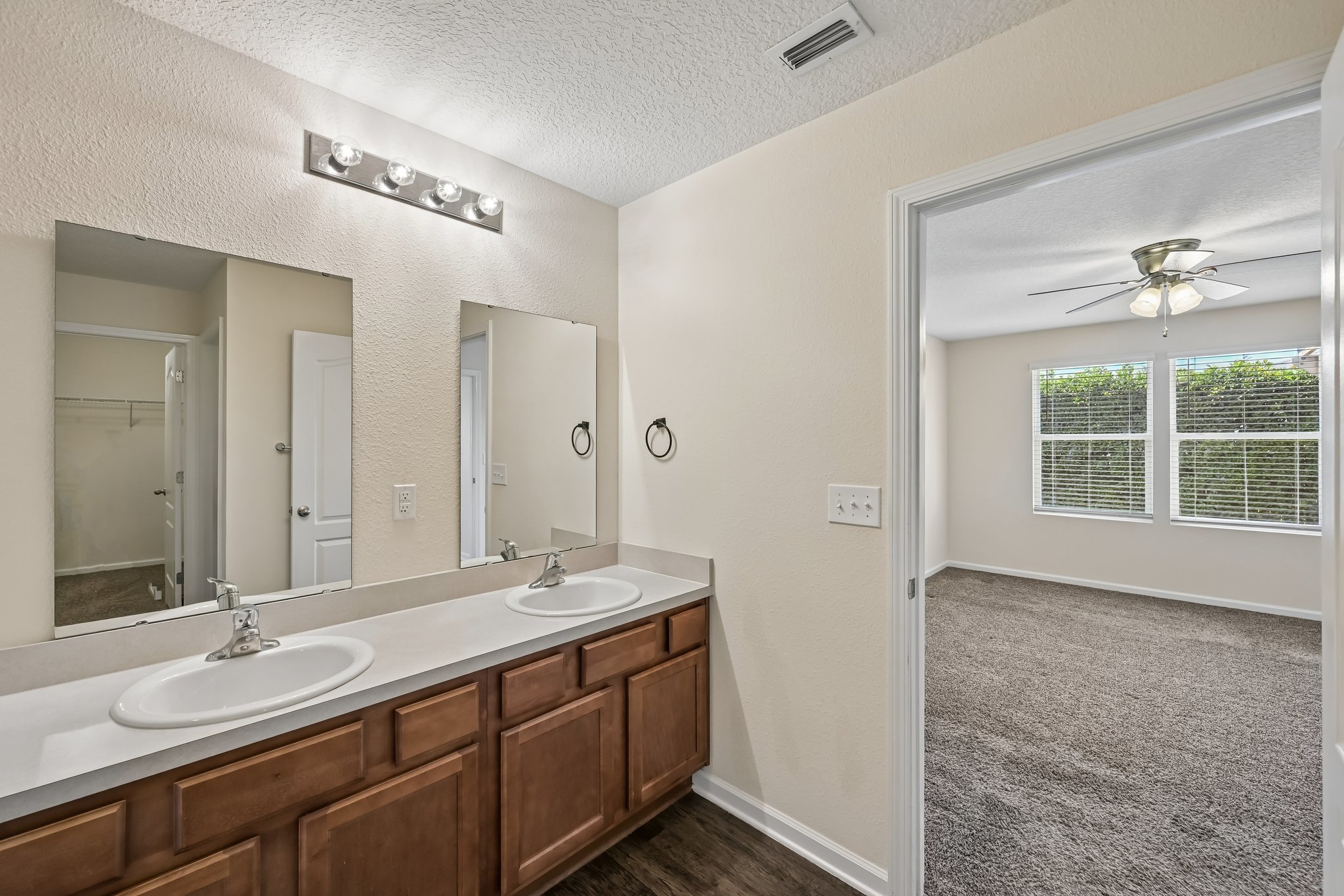 Pebble Point Dr-S1905-030.jpg