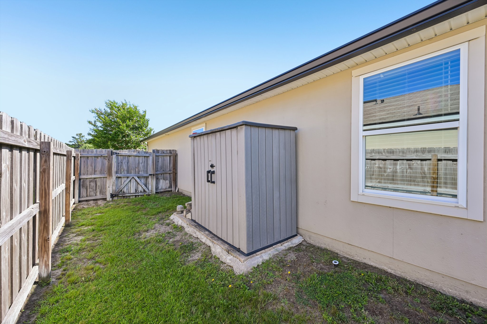 Pebble Point Dr-S1905-035.jpg