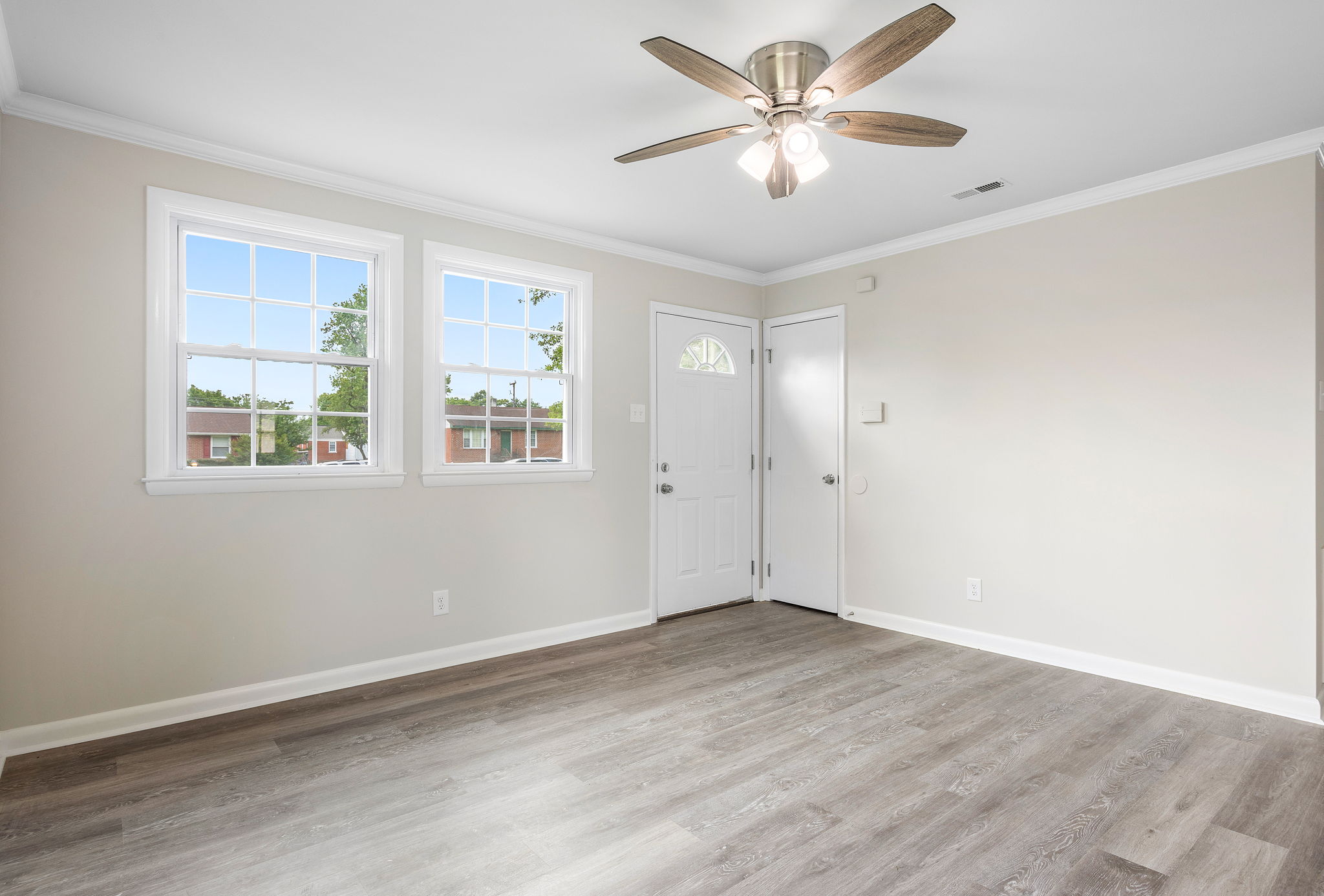 06-Living Room