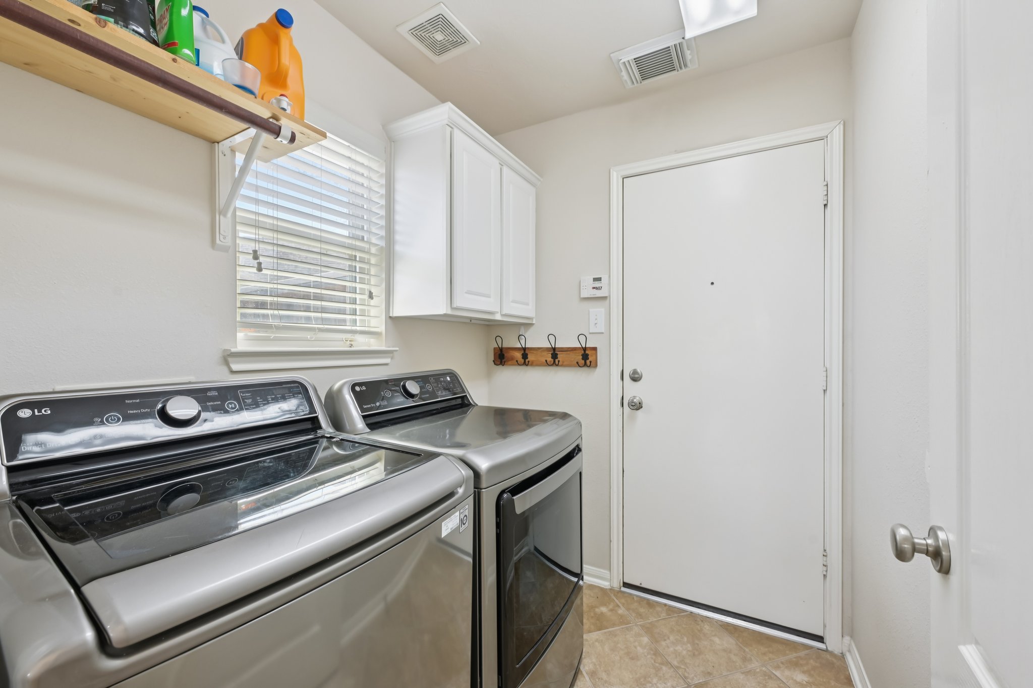 Highstone Ct-S1703-023.jpg