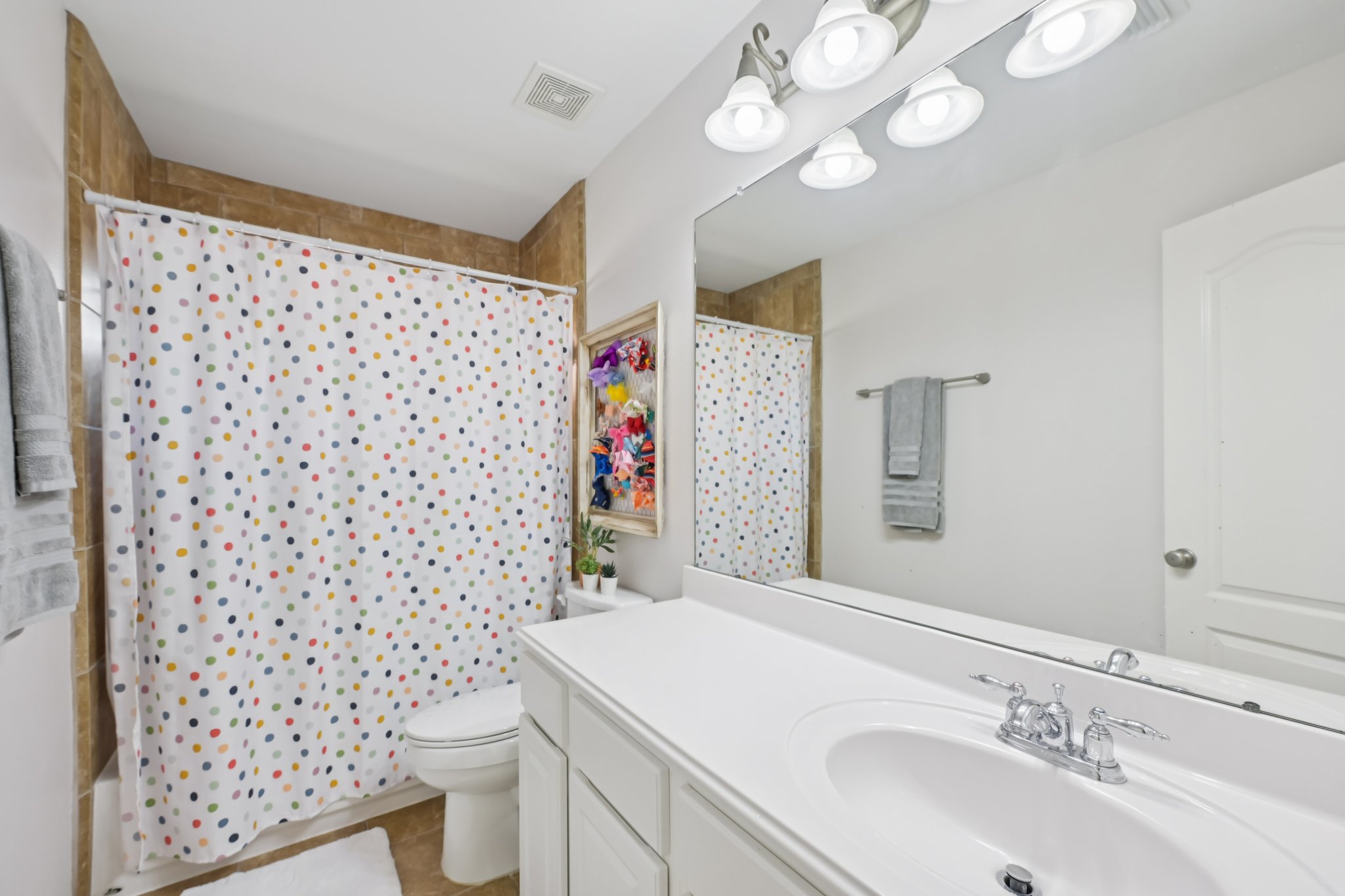 Highstone Ct-S1703-025.jpg