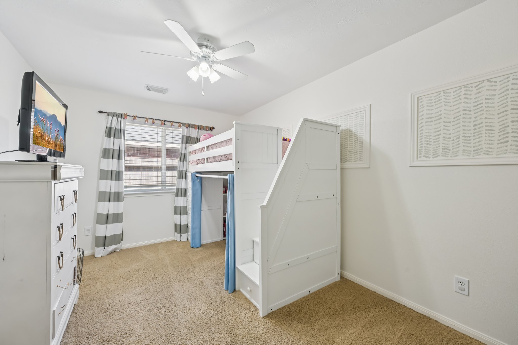 Highstone Ct-S1703-026.jpg