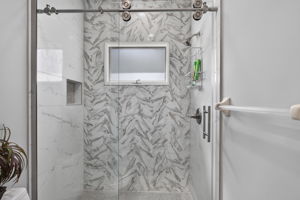  Photo 57