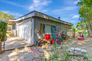 2 car garage-laundry/craft room at the rear