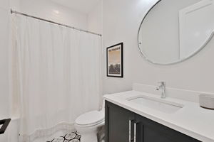 2207 N Orchard St 3_029