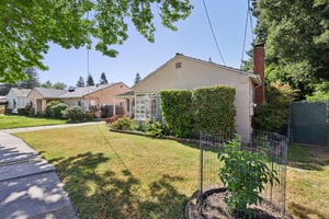 Baywood Ave-0705-002.jpg