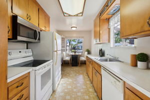 12-print-Baywood-Ave-0705-012 VS