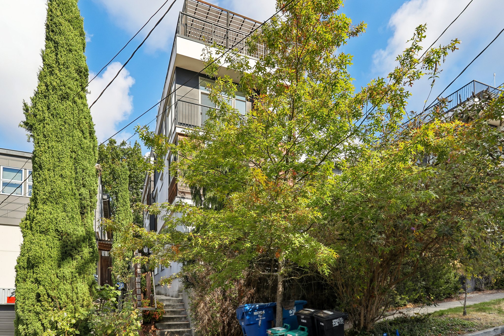 2208 E Alder St-S2309-002.jpg