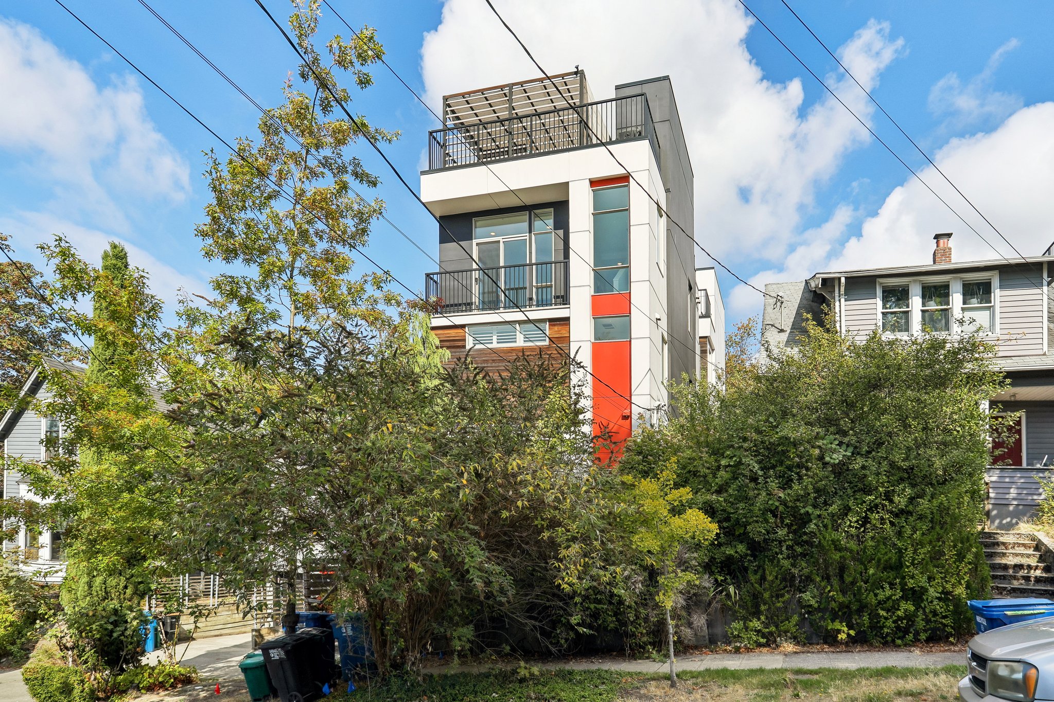 2208 E Alder St-S2309-003.jpg