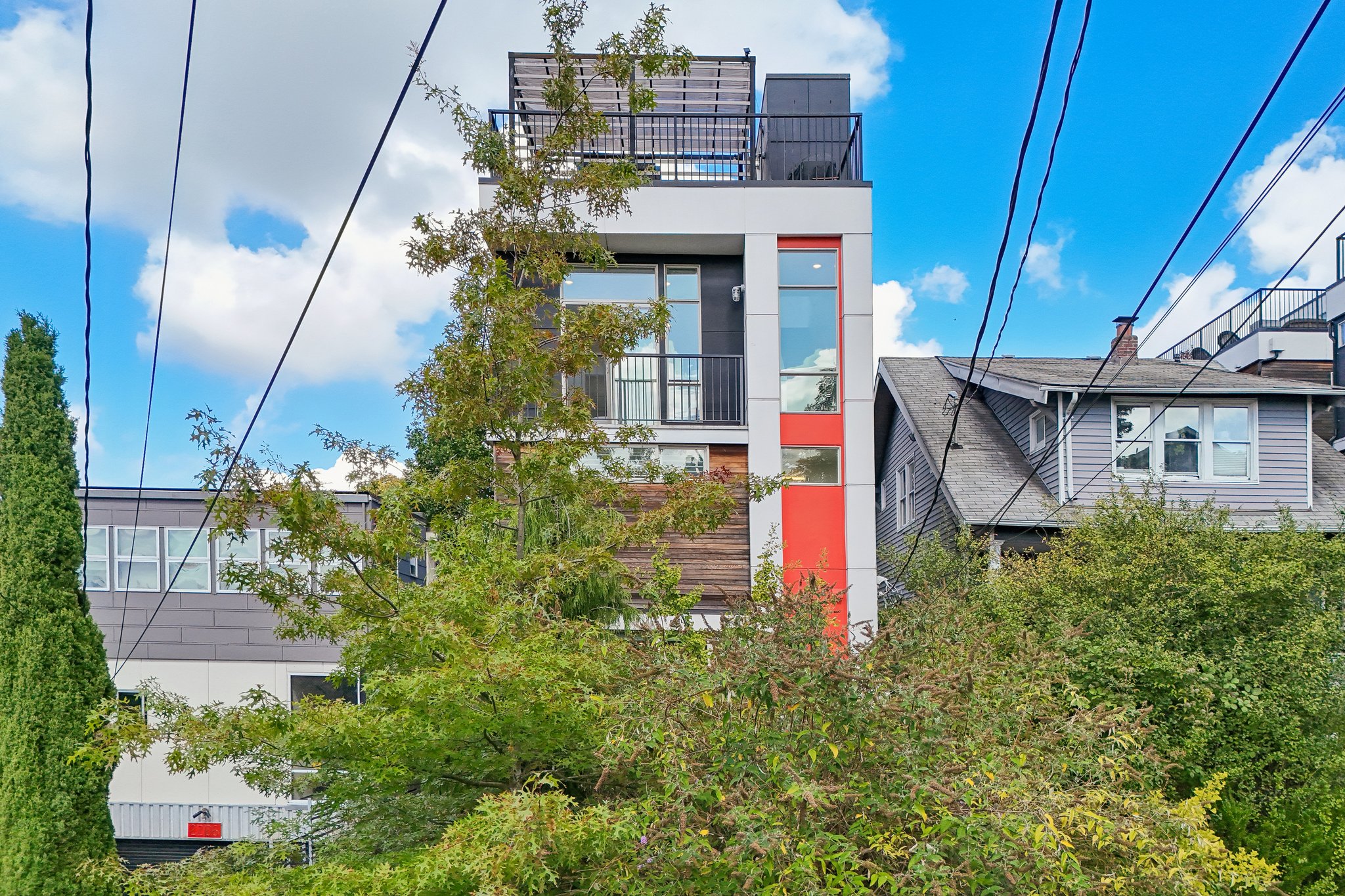 2208 E Alder St-S2309-032.jpg