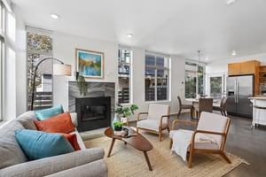 2208 E Alder St-S2309-005.jpg