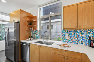 2208 E Alder St-S2309-012.jpg