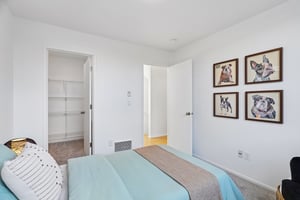 2208 E Alder St-S2309-014.jpg
