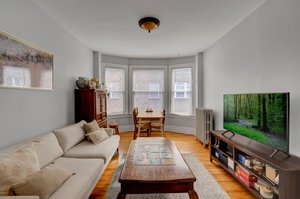 2208 Girard Ave S, Minneapolis, MN 55405, USA Photo 17