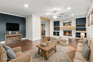 IMG_0648 virtually staged.jpeg