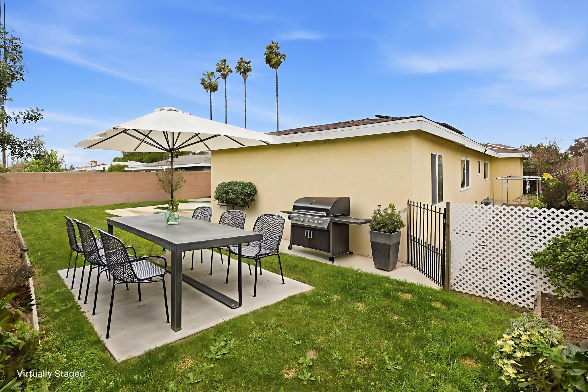 DSC00245-Edit virtually staged.jpeg