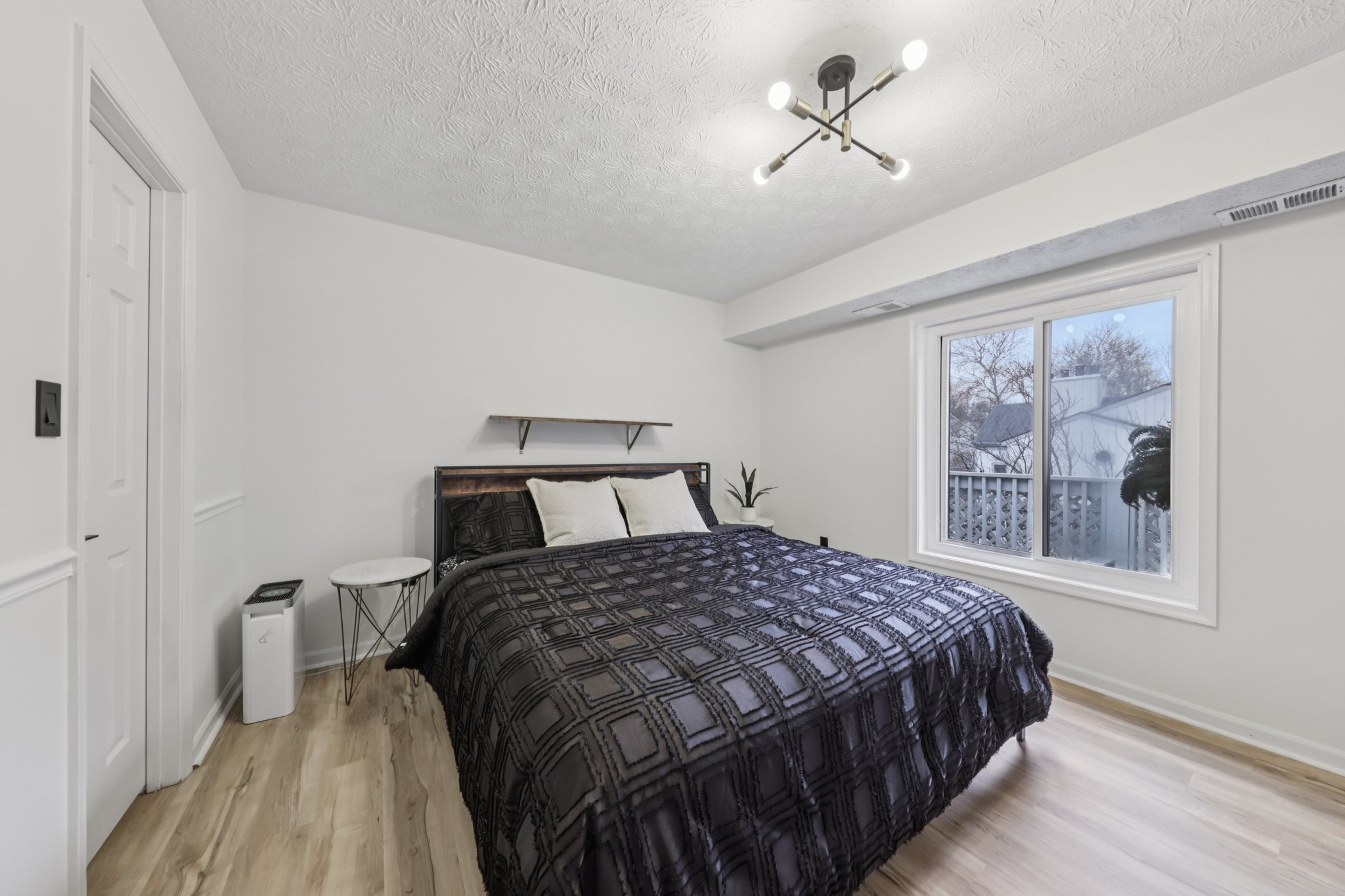 Hunters Run Dr-S1412-023.jpg