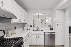 Hunters Run Dr-S1412-012.jpg