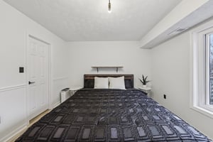 Hunters Run Dr-S1412-022.jpg