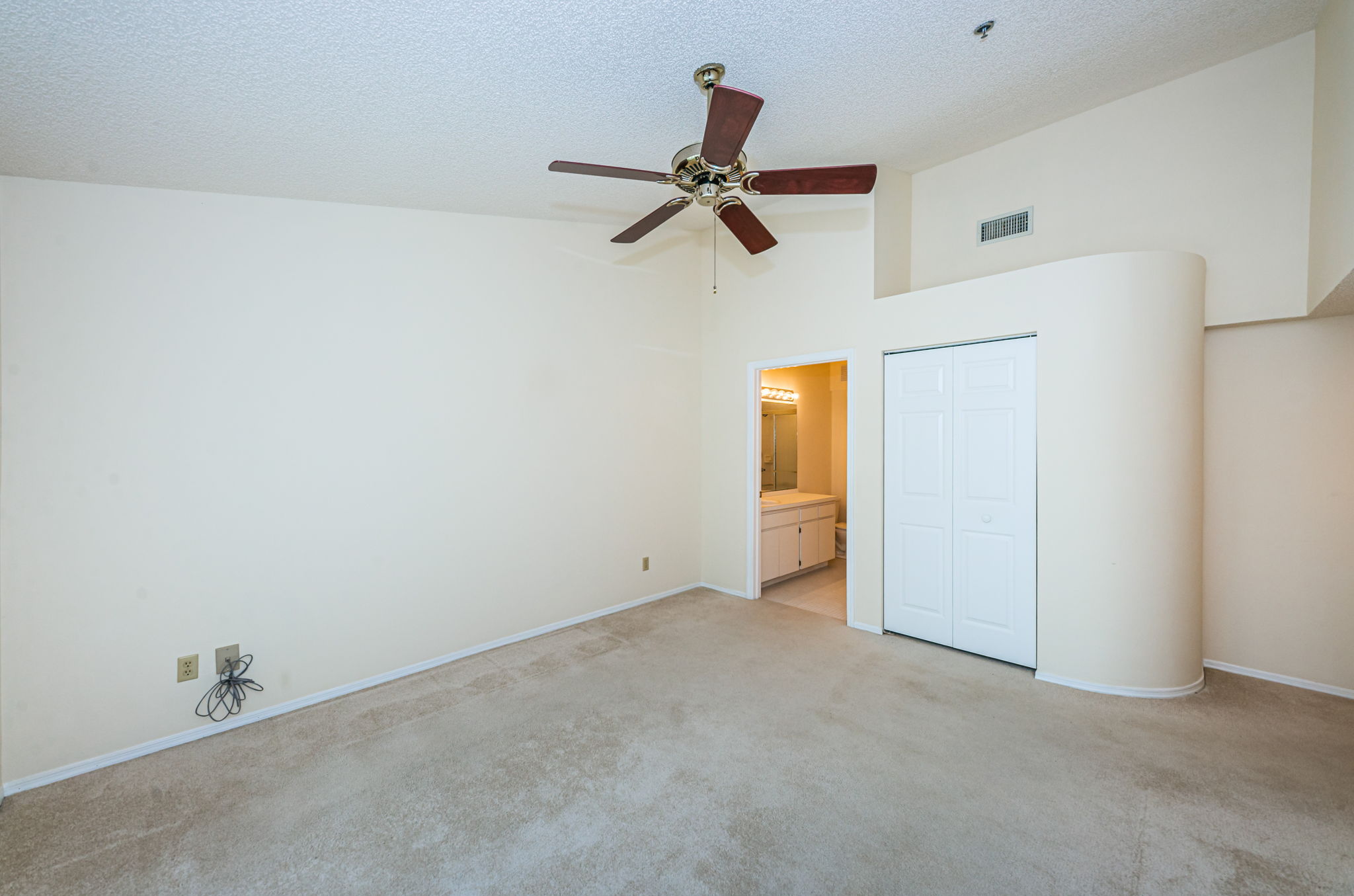 Master Bedroom1d