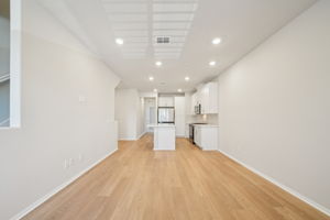 So Cal - The Knoll Community - 221 Aurora Lane Pomona CA 91767-009