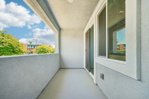So Cal - The Knoll Community - 221 Aurora Lane Pomona CA 91767-033
