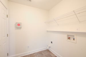 12 Laundry w Garage Access