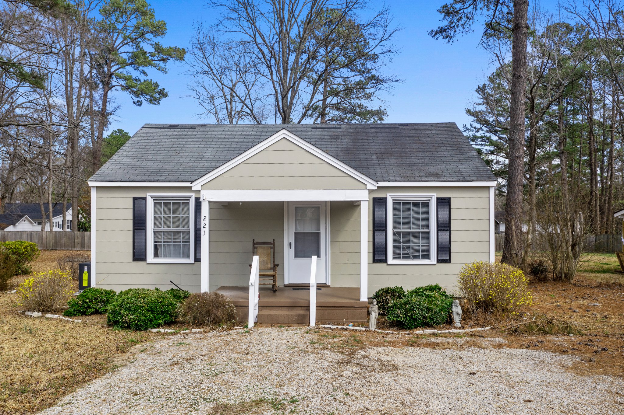221 Mae Byrd Rd, Lillington, NC 27546, USA Photo 2