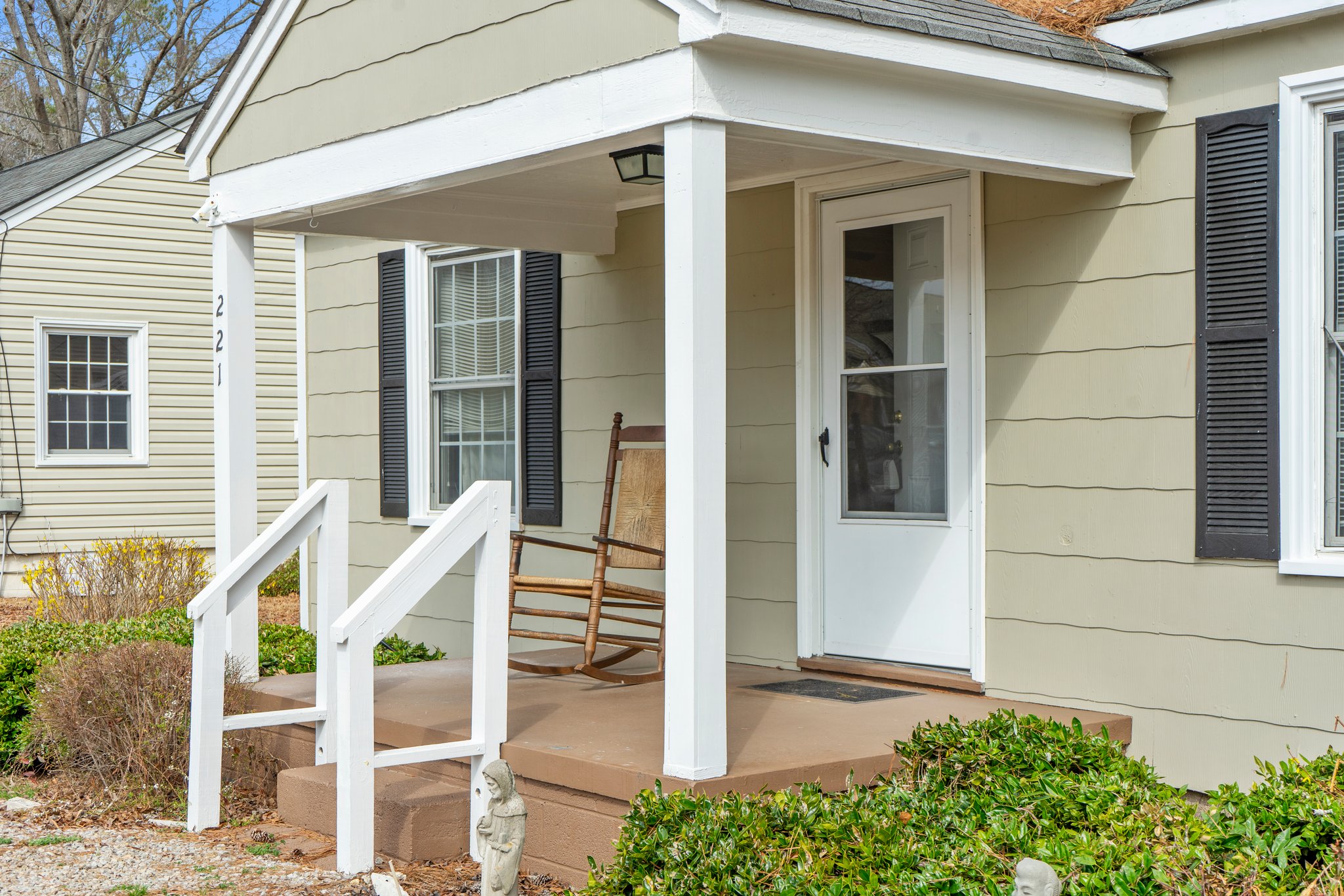 221 Mae Byrd Rd, Lillington, NC 27546, USA Photo 4