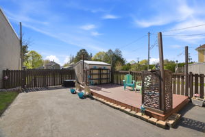  Photo 40