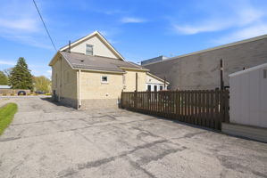 Photo 45