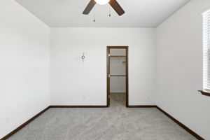  Photo 36