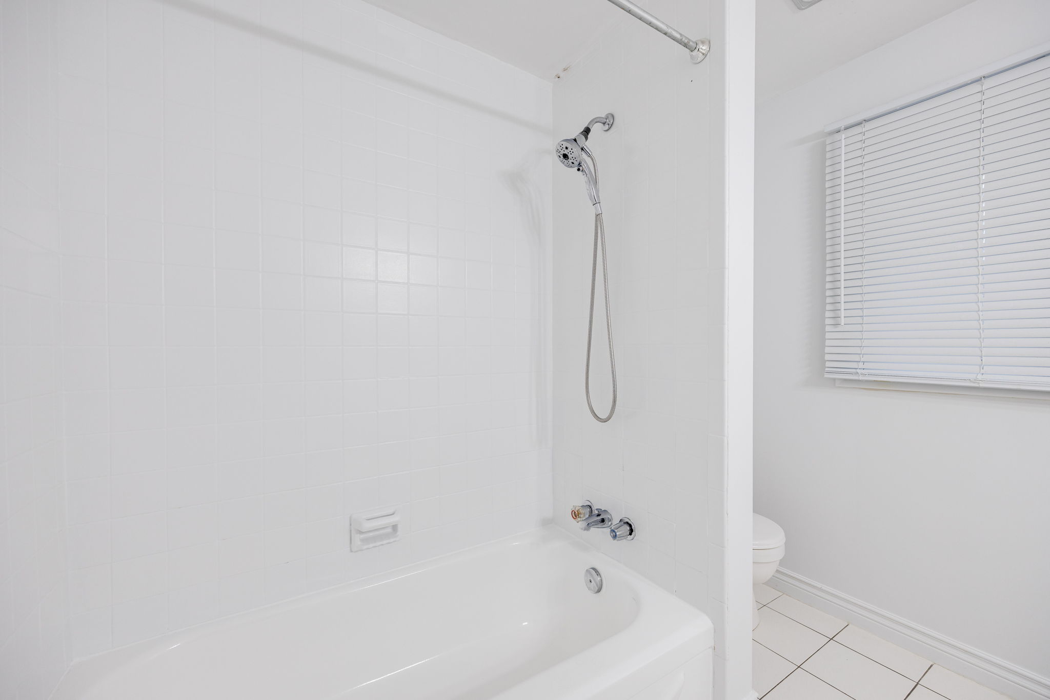 Oshawa property showcase — delivered property photograph 29