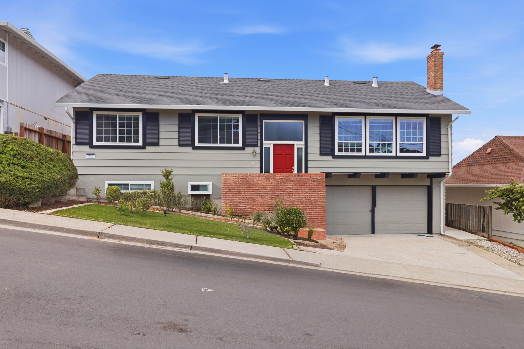 001_F8_221 Merced Dr
