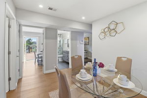 023_f8_221 Merced Dr
