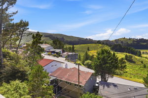 047_f8_221 Merced Dr